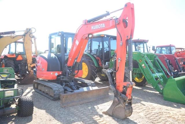 Image of Kubota KX040-4 equipment image 3