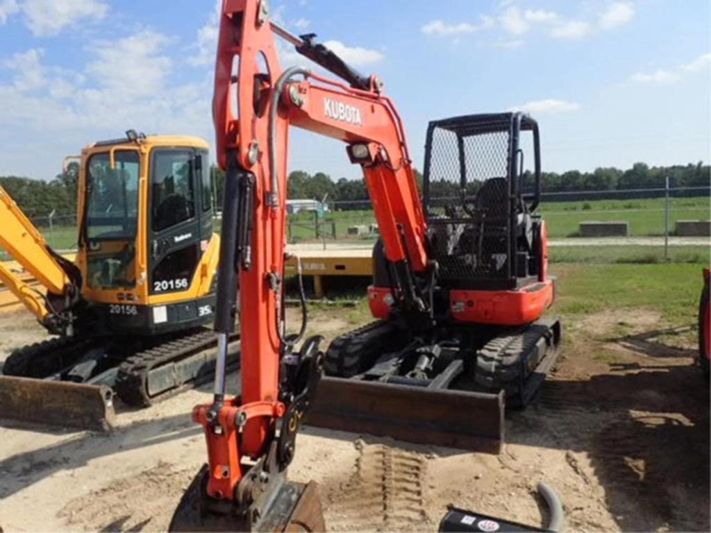 Main image Kubota KX040-4