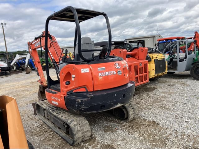 Image of Kubota KX040-4 equipment image 3