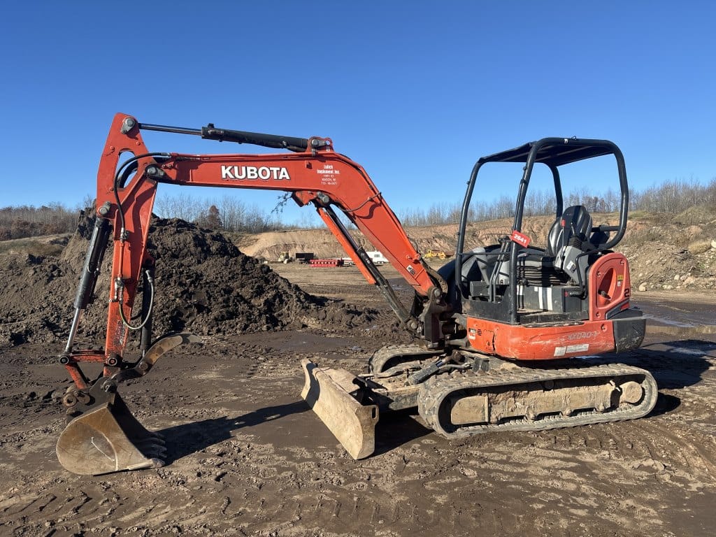 Main image Kubota KX040-4