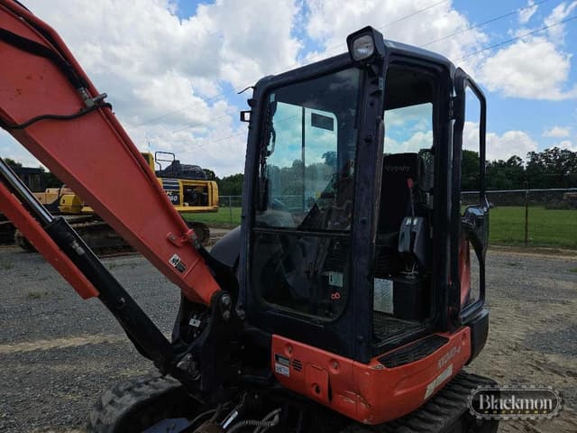 Image of Kubota KX040-4 equipment image 3