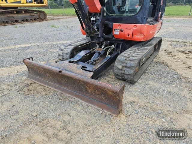 Image of Kubota KX040-4 equipment image 2
