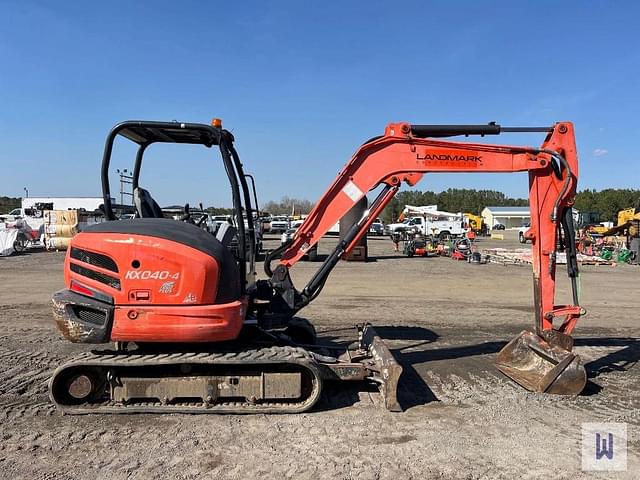 Image of Kubota KX040-4 equipment image 3