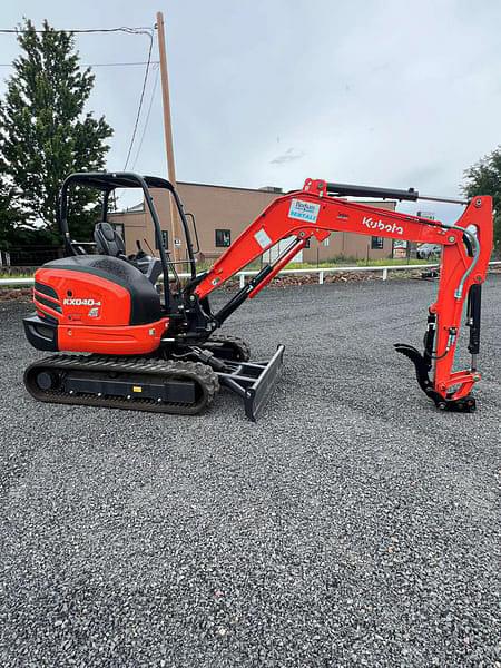 Image of Kubota KX040-4 equipment image 1