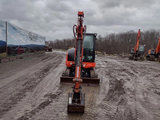 Image of Kubota KX040-4R3 equipment image 1