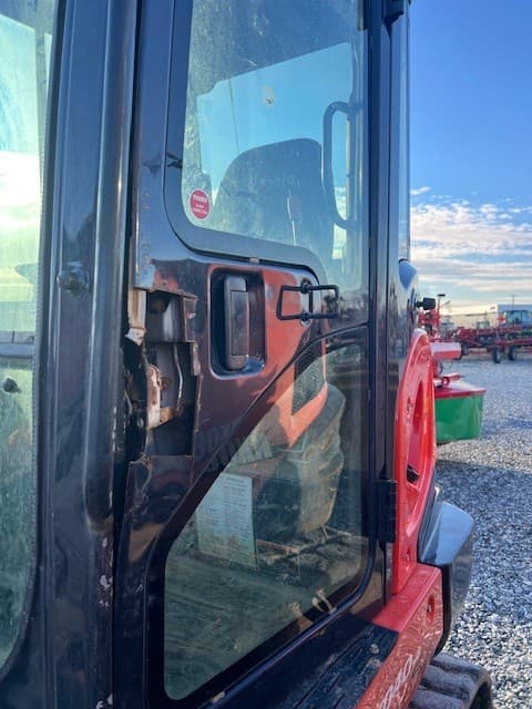 Image of Kubota KX040-4R3AP equipment image 4