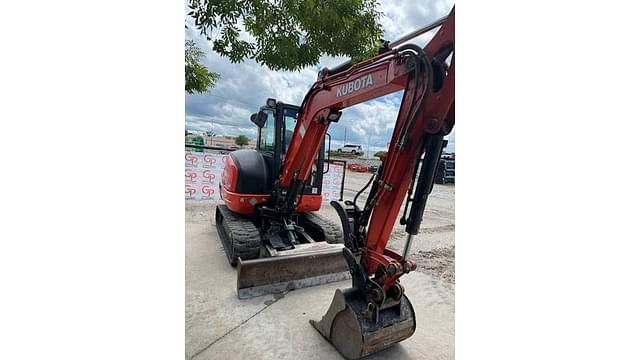 Image of Kubota KX040-4 equipment image 4