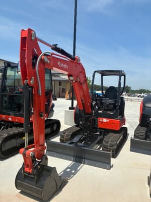 Kubota KX040-5R1A Image