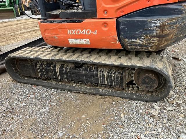 Image of Kubota KX040 equipment image 4