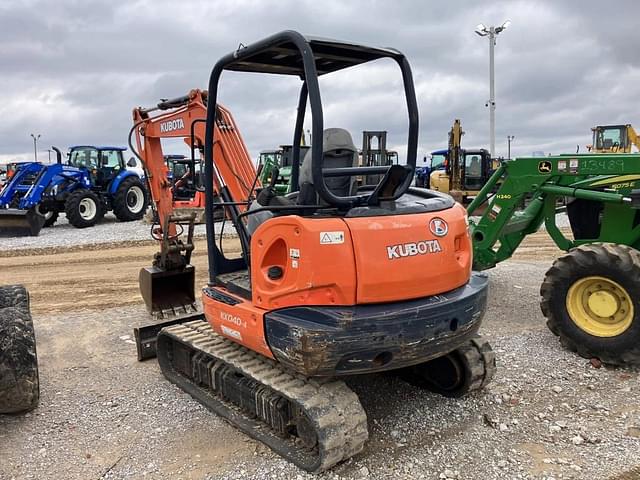 Image of Kubota KX040 equipment image 3