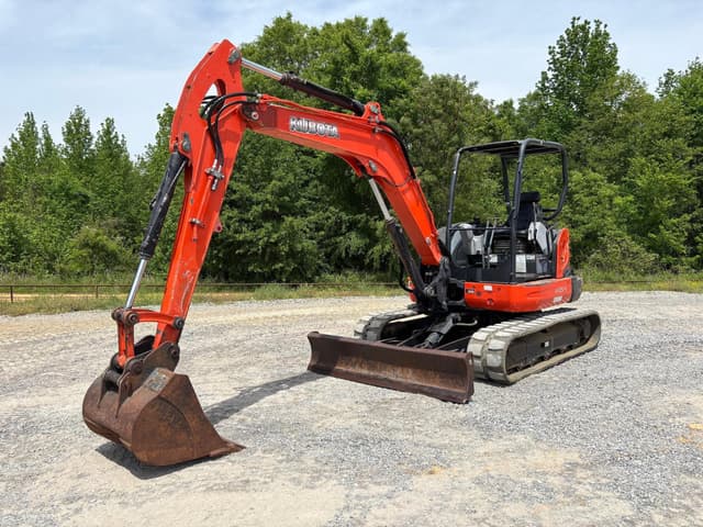 Image of Kubota KX057-4 equipment image 2