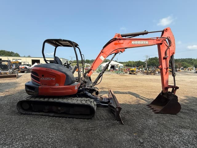 Image of Kubota KX057-4 equipment image 4
