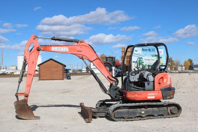 Image of Kubota KX057-4 equipment image 1