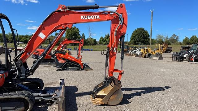 Image of Kubota KX057-4 equipment image 3