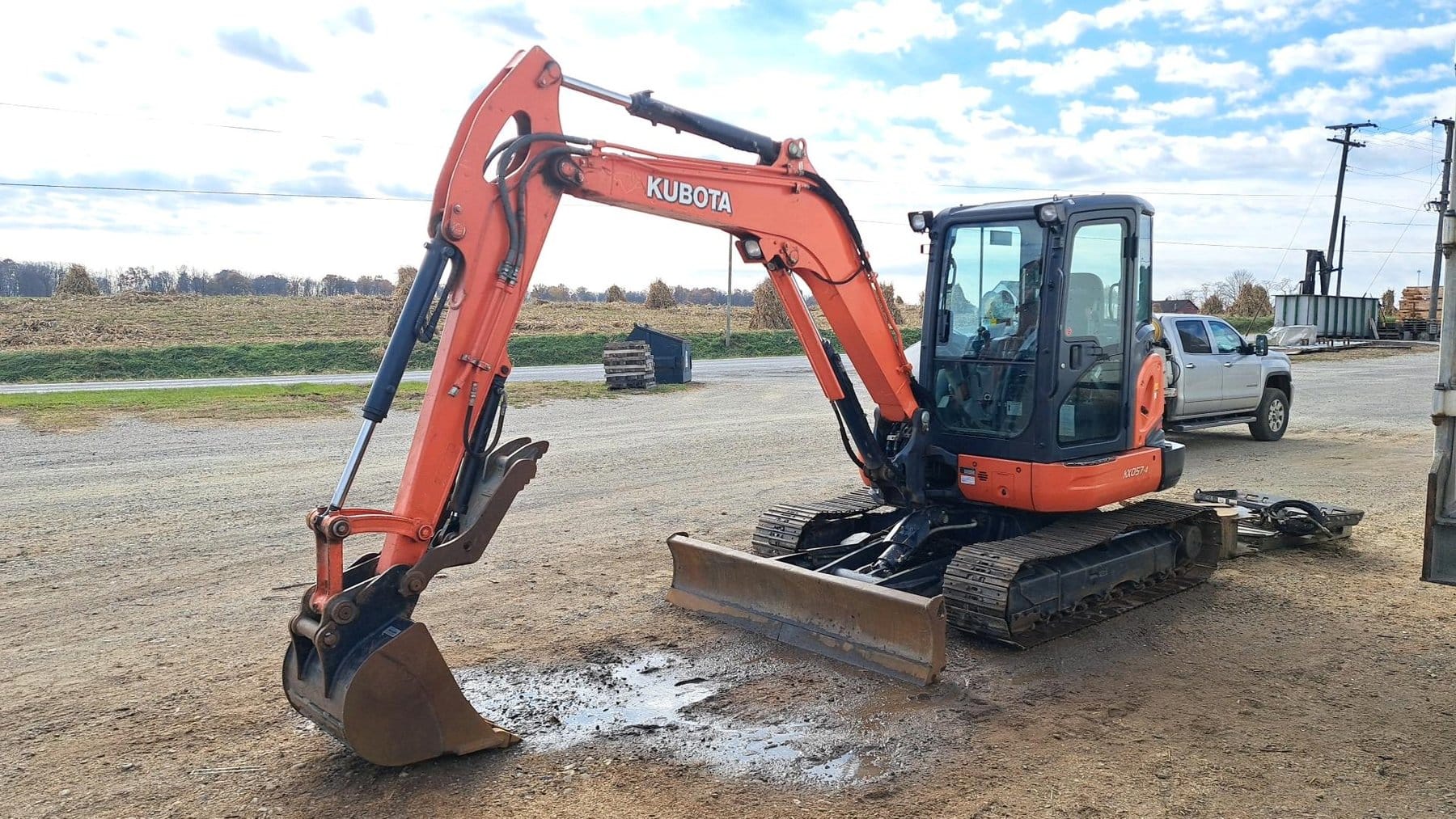Kubota KX057-4 Equipment Image0