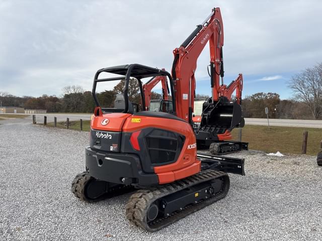Image of Kubota KX057-5 equipment image 2
