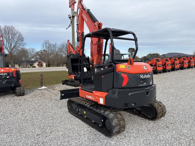 Image of Kubota KX057-5 equipment image 4