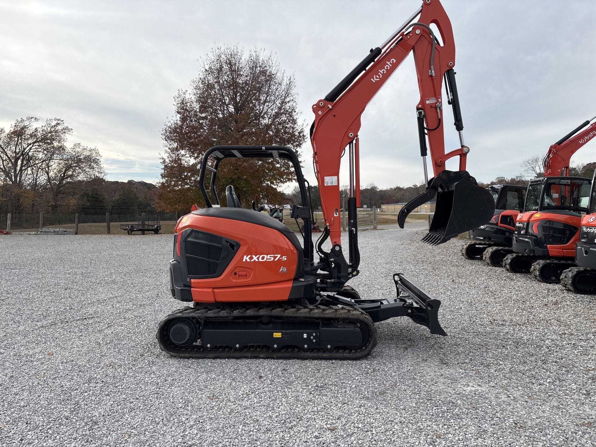 Kubota KX057-5 Equipment Image0