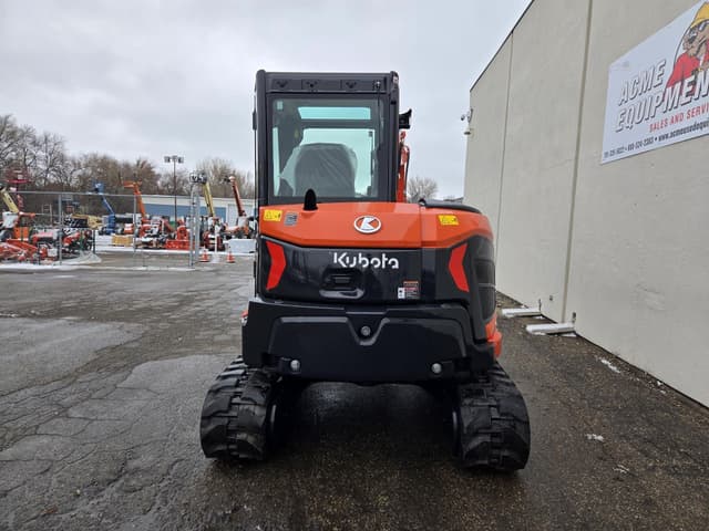 Image of Kubota KX057-5 equipment image 4