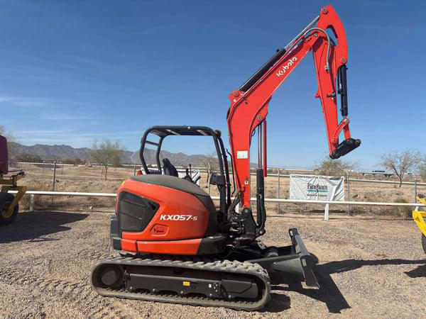 Image of Kubota KX057-5 equipment image 1