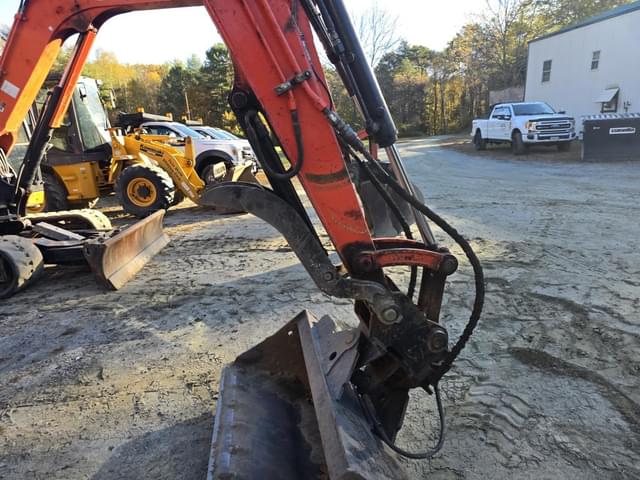 Image of Kubota KX057-5 equipment image 3