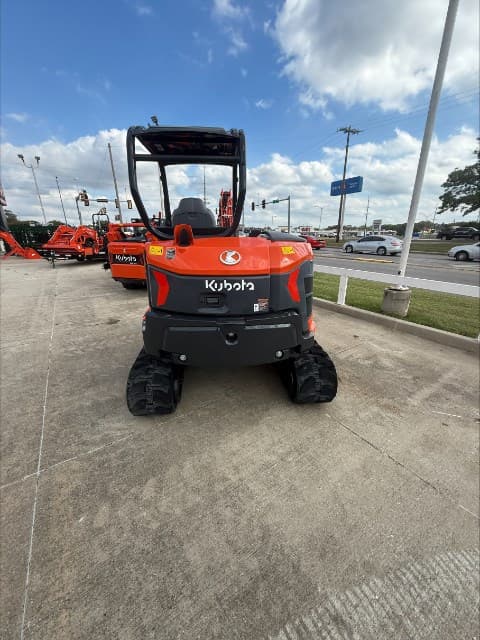Image of Kubota KX057-5 equipment image 3