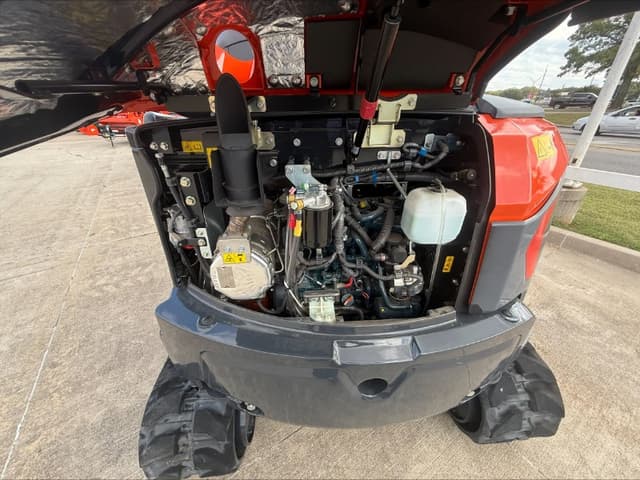 Image of Kubota KX057-5 equipment image 4