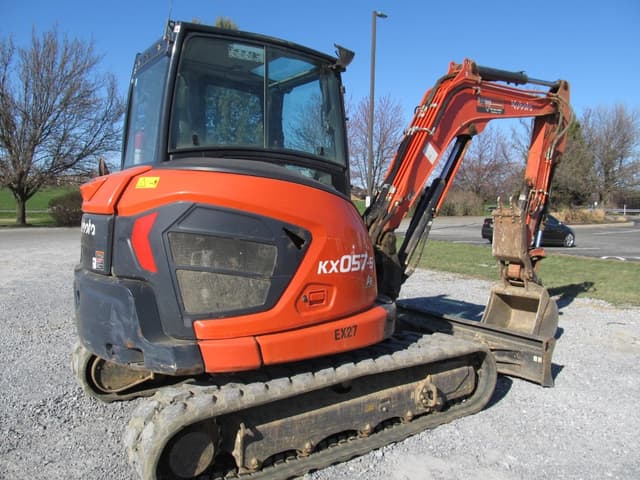 Image of Kubota KX057-5R3AP equipment image 4