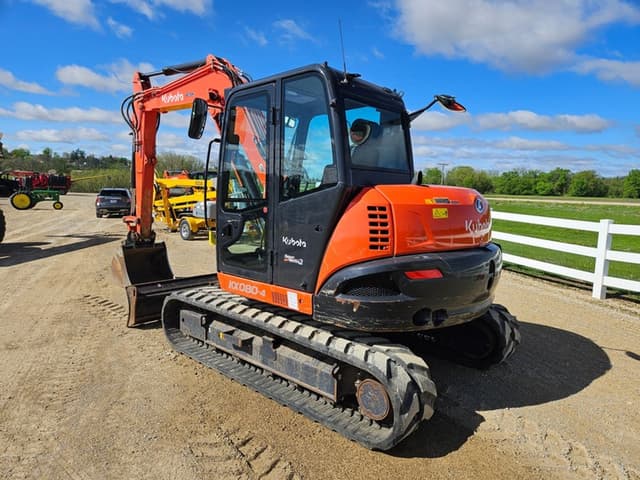 Image of Kubota KX080-4 equipment image 2