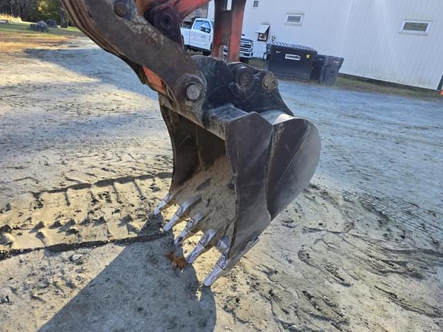 Image of Kubota KX080-4S equipment image 2