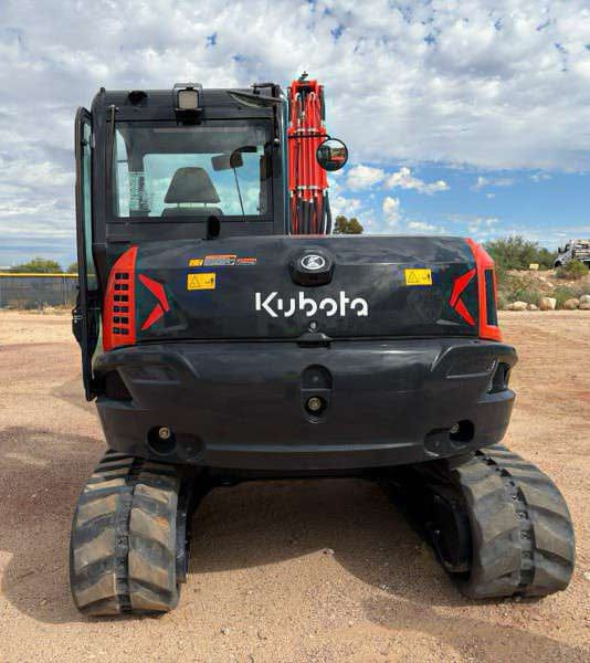 Kubota KX080-5 Equipment Image0
