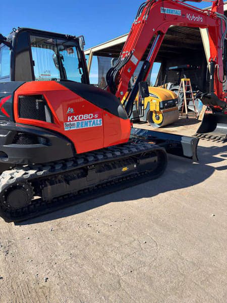 Image of Kubota KX080-5 equipment image 1