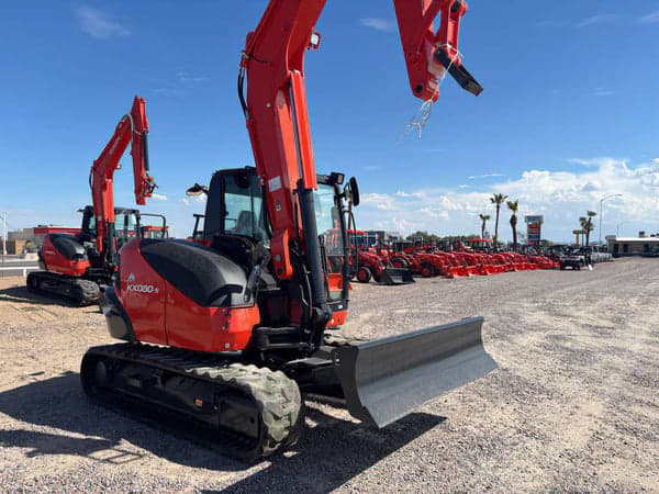Image of Kubota KX080-5 equipment image 3