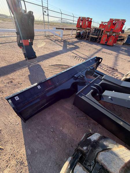 Image of Kubota KX080-5 equipment image 4