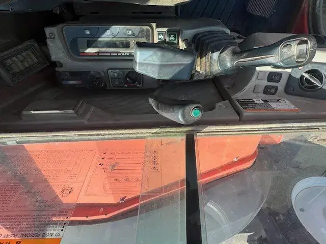 Image of Kubota KX080-4 equipment image 3