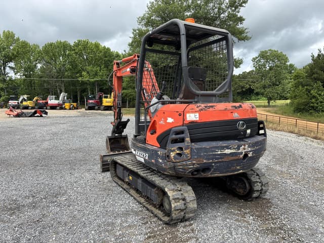 Image of Kubota KX121-3 equipment image 4