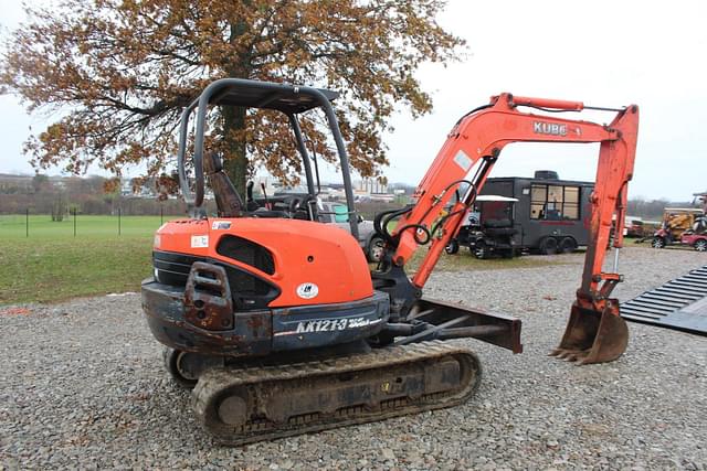 Image of Kubota KX121-3 equipment image 4