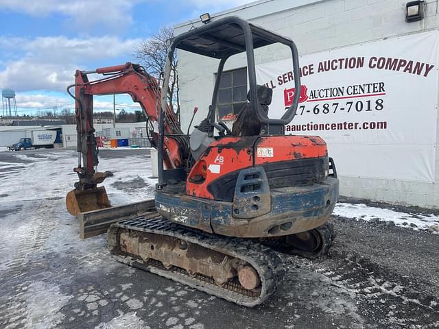 Image of Kubota KX121-3 equipment image 3