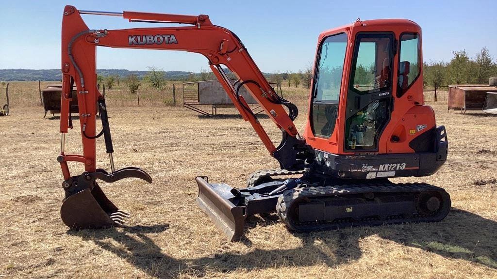 Main image Kubota KX121-3