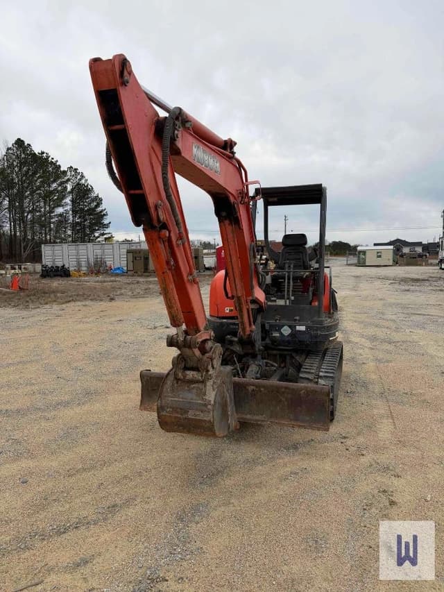 Image of Kubota KX121-3ST equipment image 4