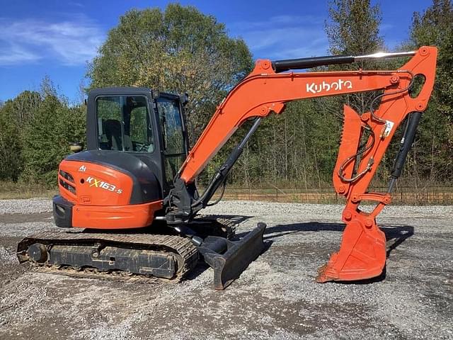 Image of Kubota KX163-5 equipment image 4