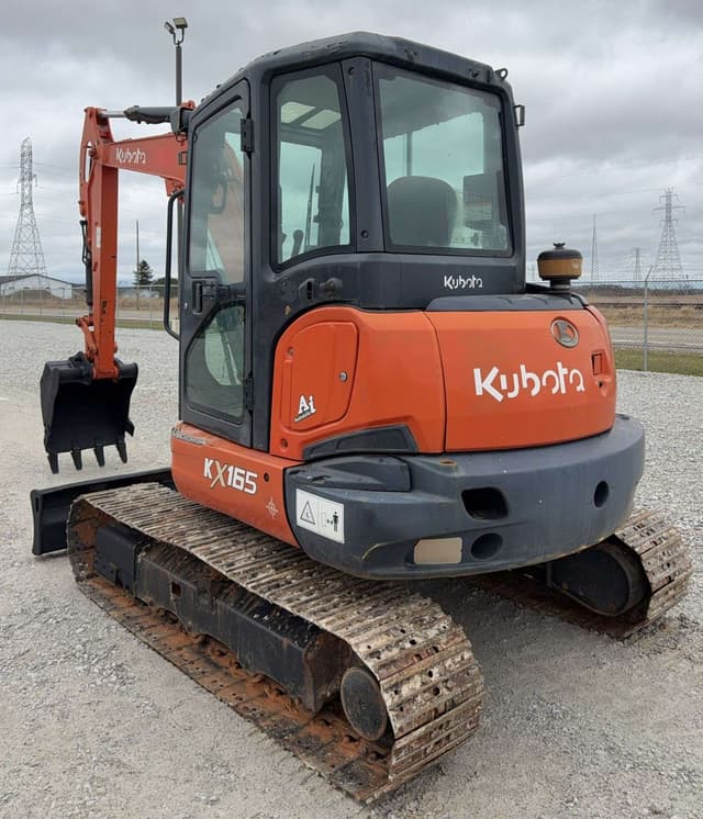 Image of Kubota KX165 equipment image 4
