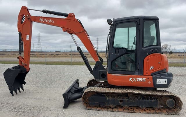 Image of Kubota KX165 equipment image 2