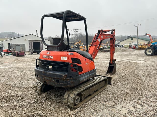 Image of Kubota KX71-3 equipment image 3