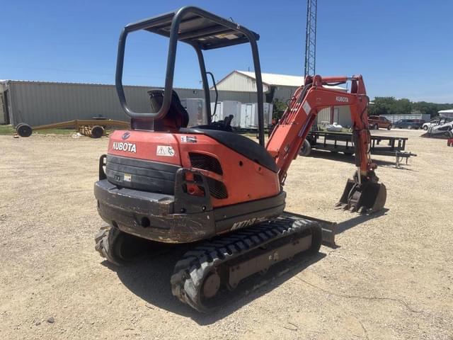 Image of Kubota KX71-3 equipment image 3