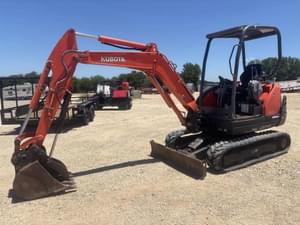 Kubota KX71-3 Image