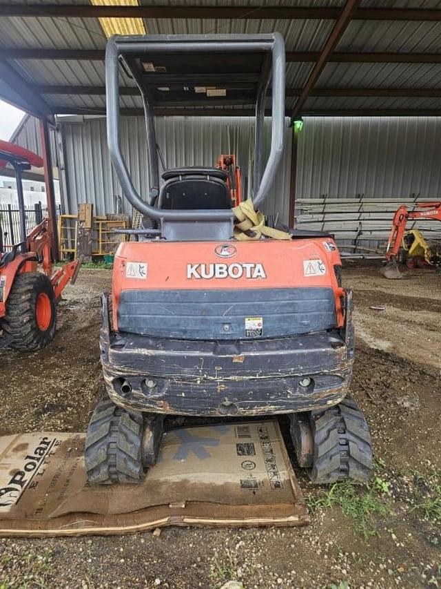 Image of Kubota KX71-3 equipment image 4