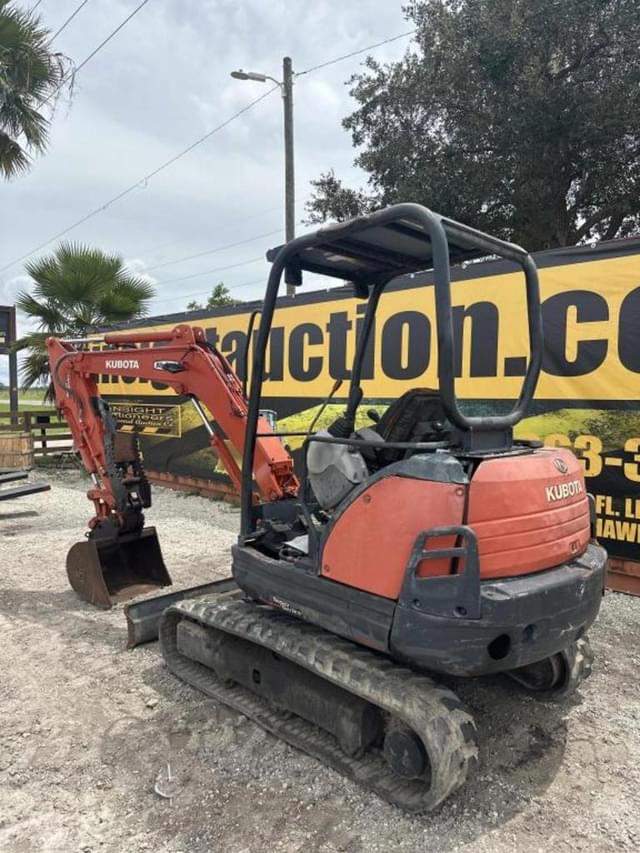 Image of Kubota KX71-3 equipment image 2