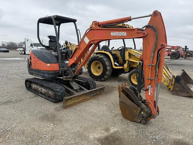 Image of Kubota KX71-3 equipment image 1