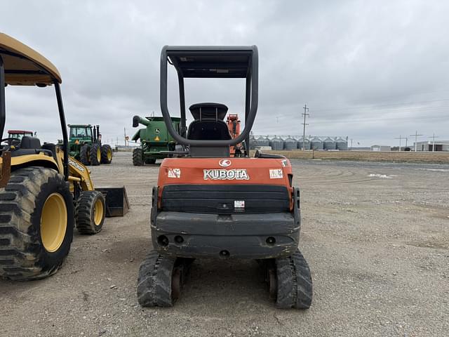 Image of Kubota KX71-3 equipment image 3